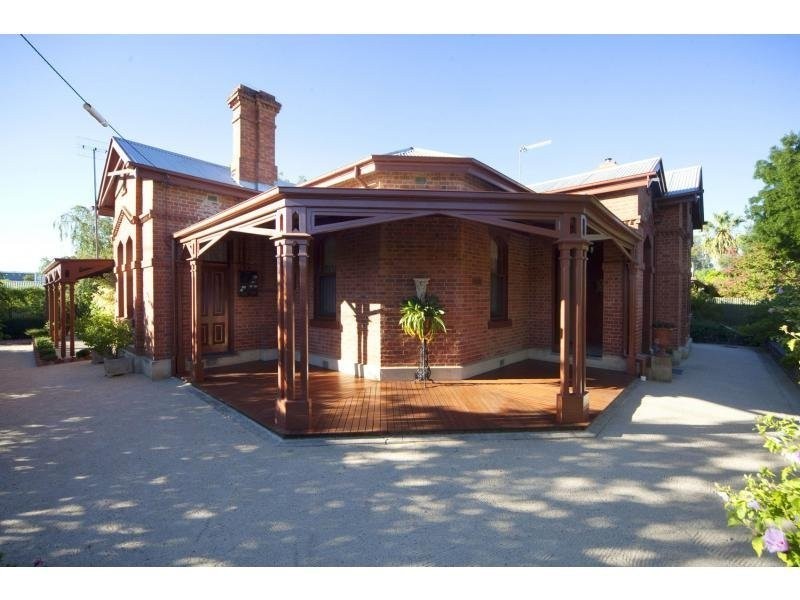 71 Edwardes Street, Deniliquin NSW 2710