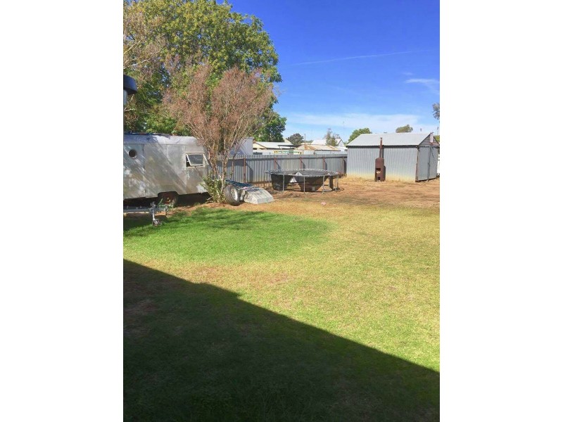 436 Macauley Street, Hay NSW 2711