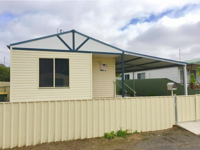 150 Parker Street, Hay NSW 2711