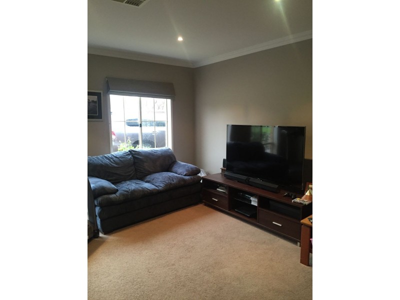 7 Mulumbah Estate, Deniliquin NSW 2710