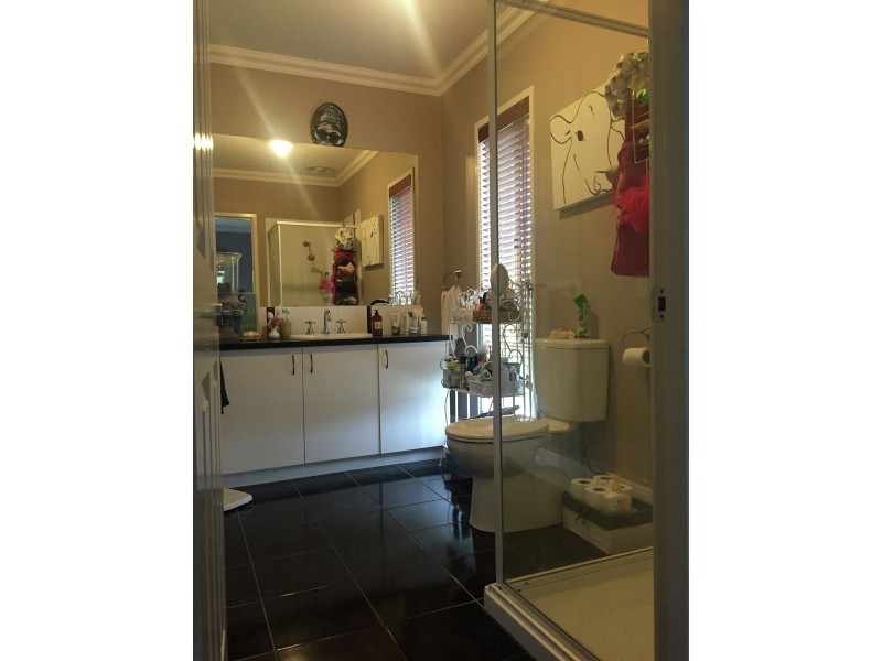 7 Mulumbah Estate, Deniliquin NSW 2710