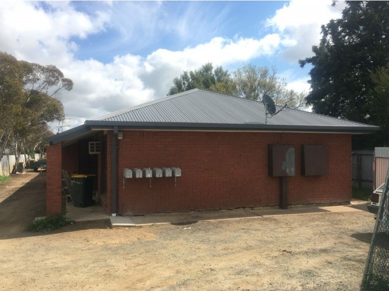 222 Lachlan Street, Hay NSW 2711