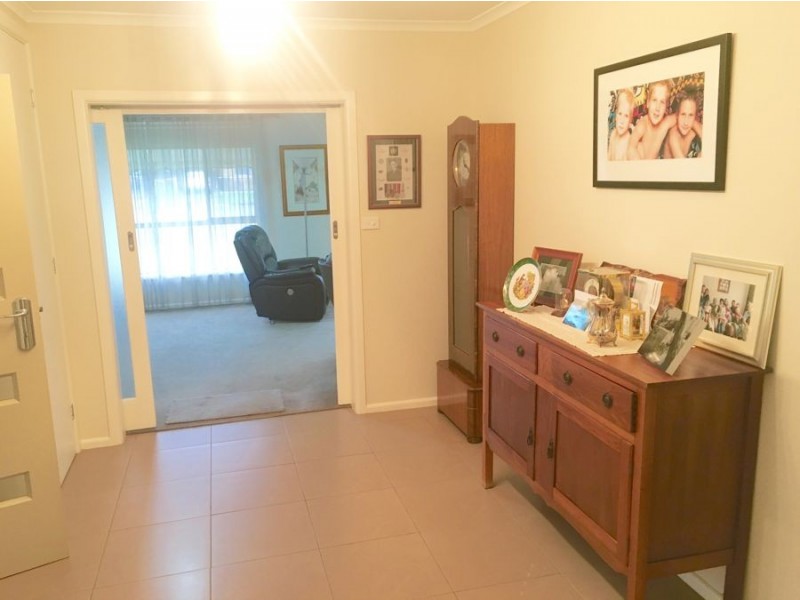 83 Russell Street, Deniliquin NSW 2710