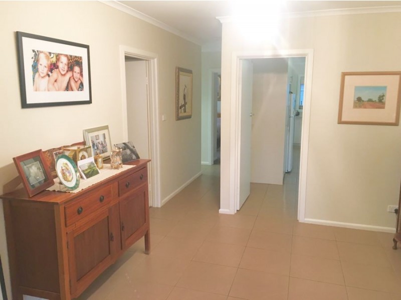 83 Russell Street, Deniliquin NSW 2710