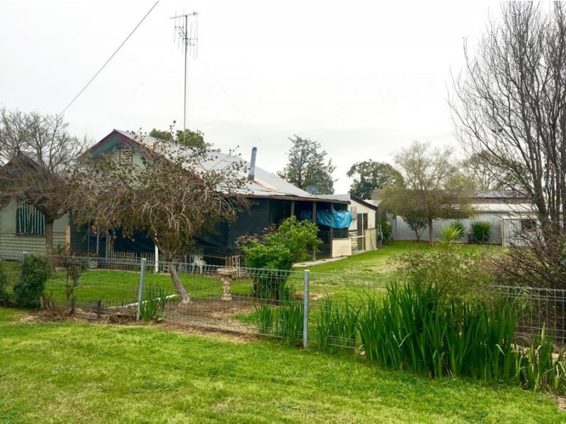488 St Michaels Street, Deniliquin NSW 2710