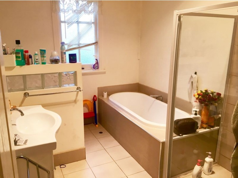 105 Hardinge Street, Deniliquin NSW 2710