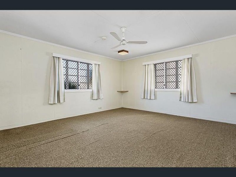 136 Groth Road, Boondall QLD 4034