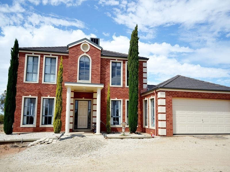 51 Mulumbah Road, Deniliquin NSW 2710