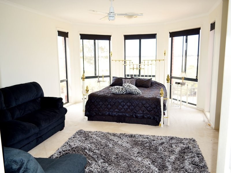 51 Mulumbah Road, Deniliquin NSW 2710