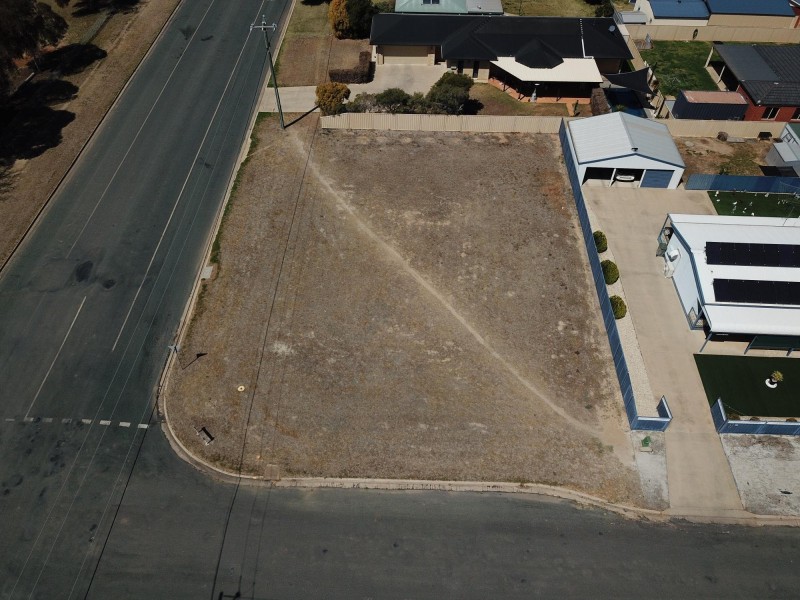 Cnr & Fowler Street, Deniliquin NSW 2710