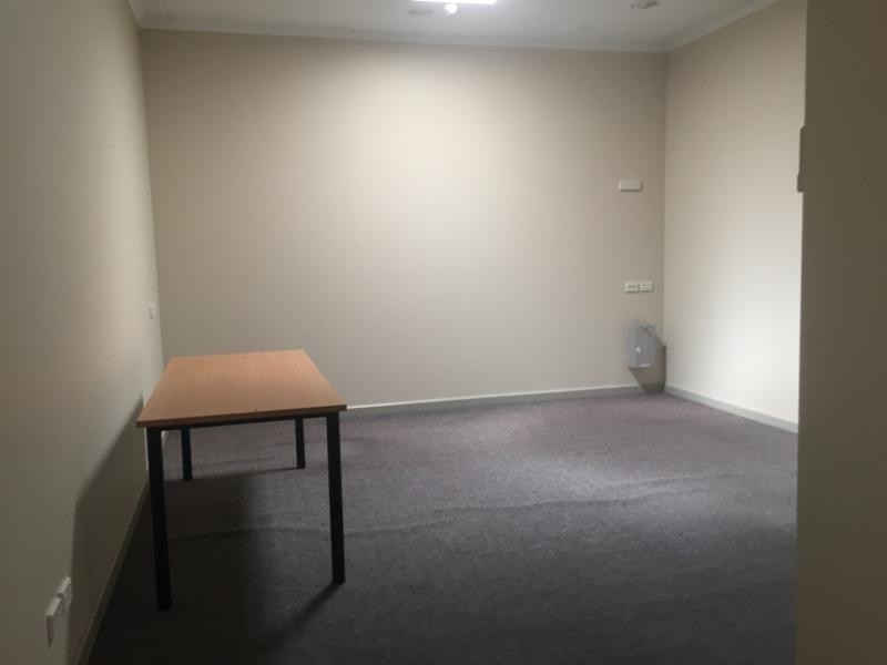 81 Lachlan Street, Hay NSW 2711