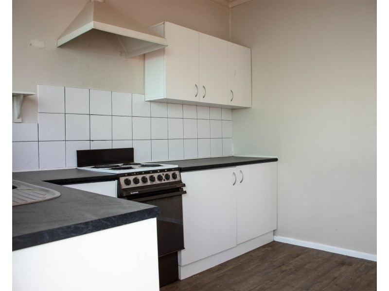 1/350 Harrison Street, Deniliquin NSW 2710