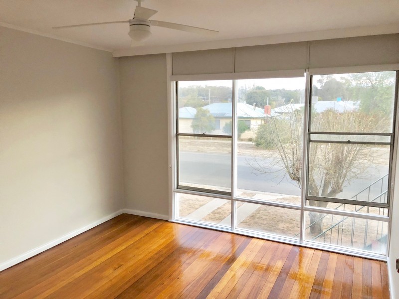 3/381 Cadell Street, Hay NSW 2711