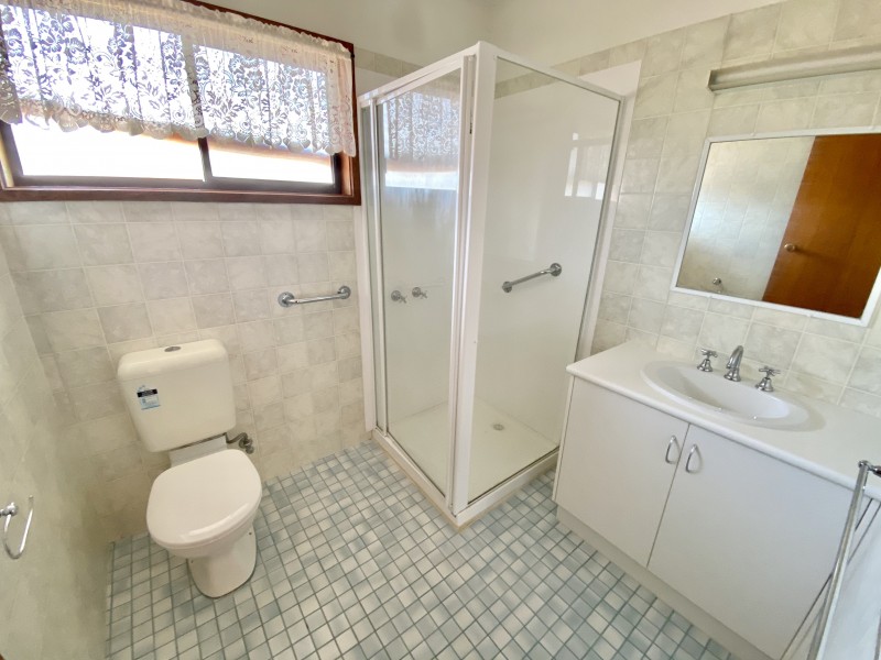 1/315 Sloane Street, Deniliquin NSW 2710