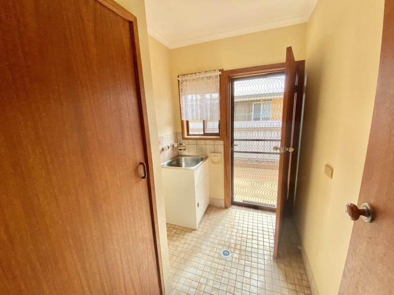 1/315 Sloane Street, Deniliquin NSW 2710