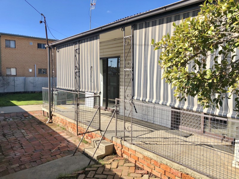82 Crispe Street, Deniliquin NSW 2710