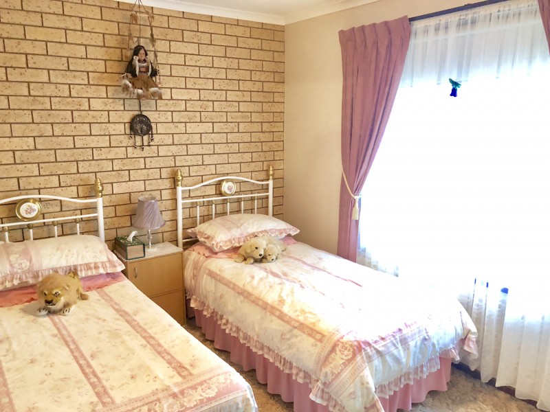 82 Edwardes Street, Deniliquin NSW 2710