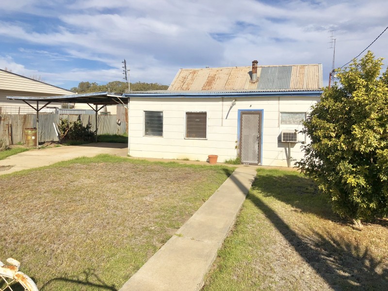 372 Sturt Place, Hay NSW 2711