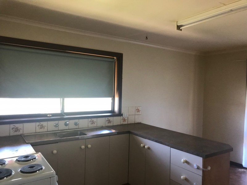 10 TAABINGA COURT, Deniliquin NSW 2710