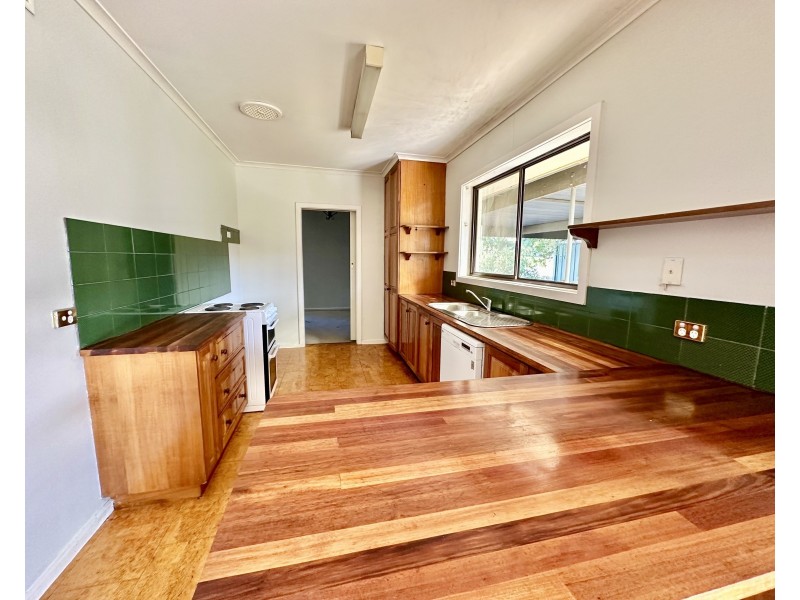 169 BROWNING STREET, Deniliquin NSW 2710