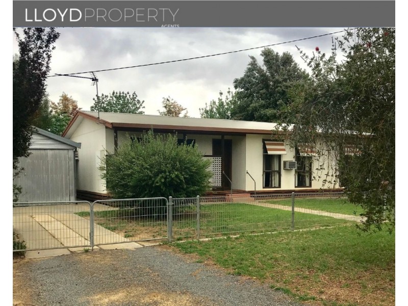 366 Macauley Street, Hay NSW 2711