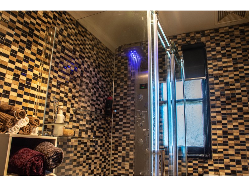 90 Decimus Street, Deniliquin NSW 2710