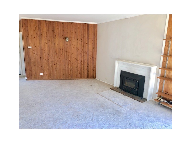 322 JONES AVENUE, Deniliquin NSW 2710