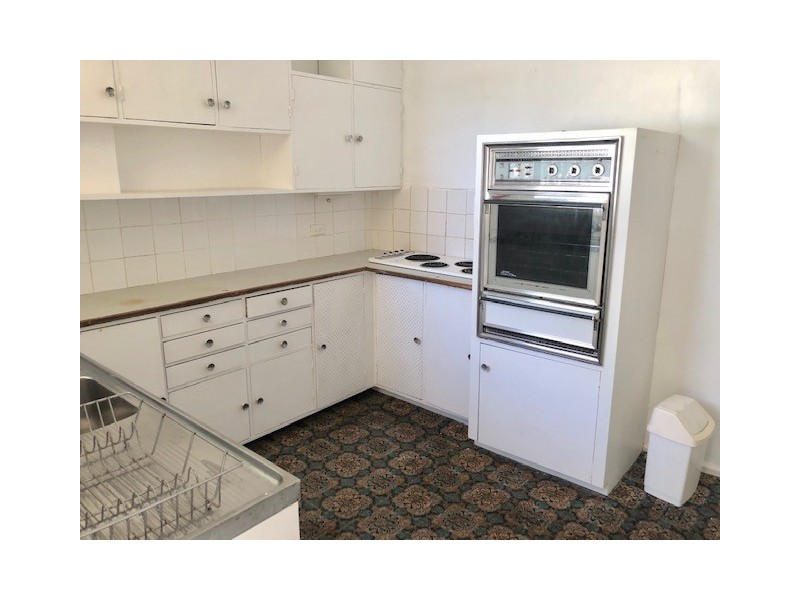 322 JONES AVENUE, Deniliquin NSW 2710