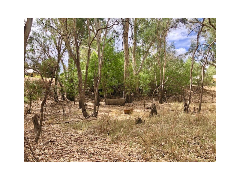 322 JONES AVENUE, Deniliquin NSW 2710