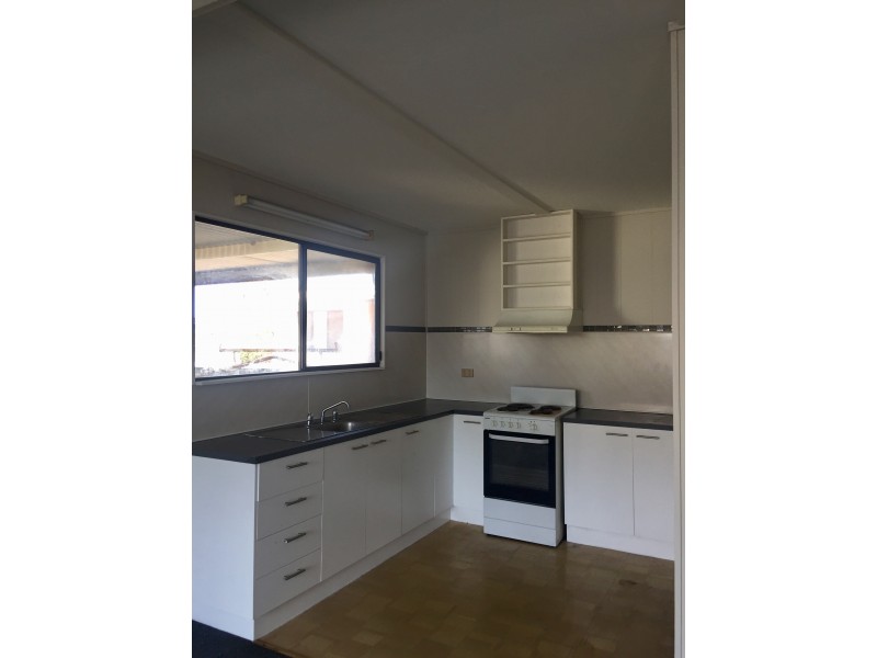 3/423 Cadell Street, Hay NSW 2711