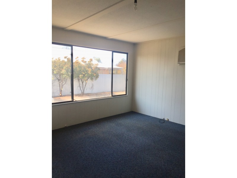 3/423 Cadell Street, Hay NSW 2711