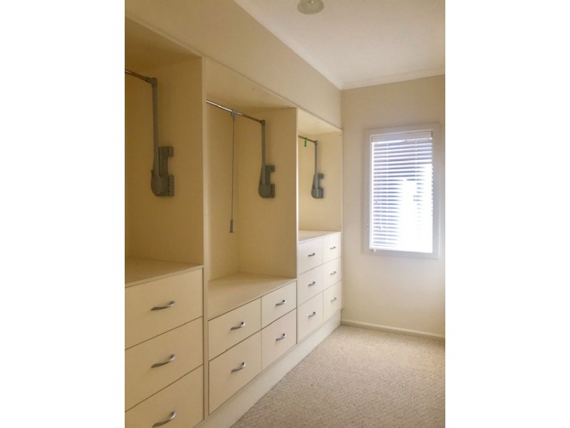 402 Leonard Street, Hay NSW 2711