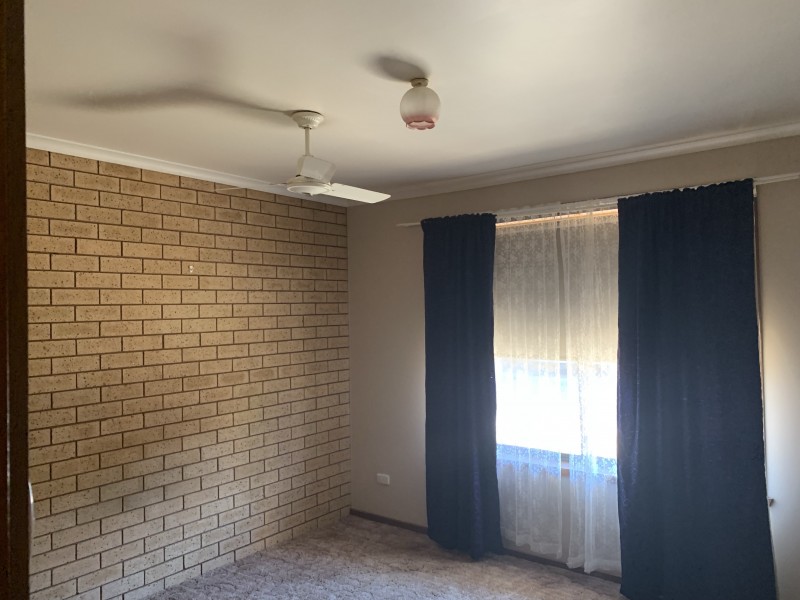 2/82 EDWARDES STREET, Deniliquin NSW 2710