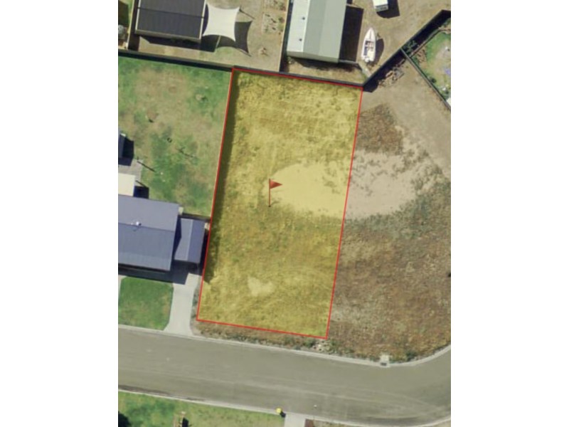 7 Meakes Street, Hay NSW 2711