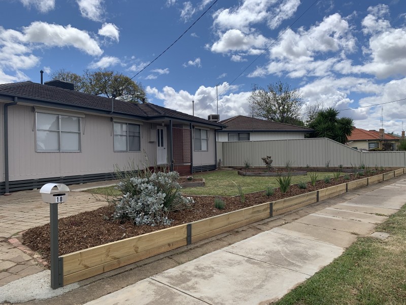 18 POPLAR STREET, Echuca VIC 3564