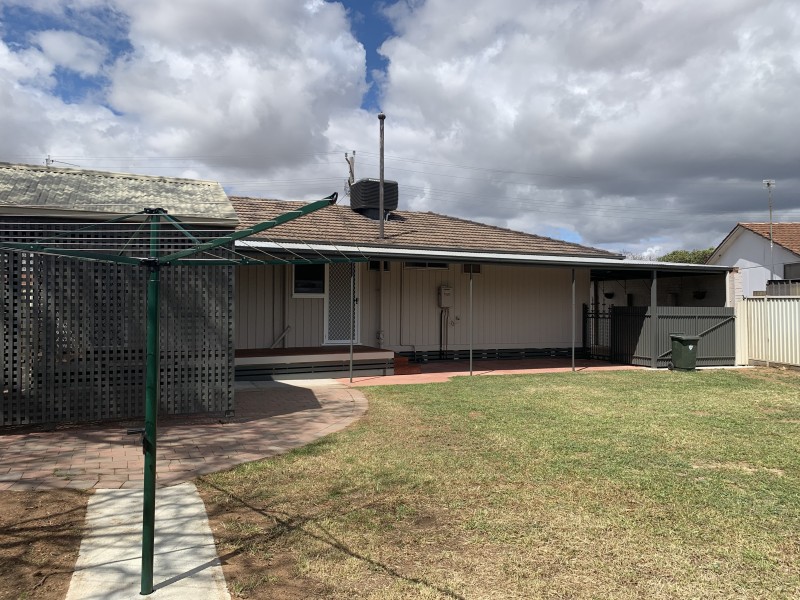 18 POPLAR STREET, Echuca VIC 3564