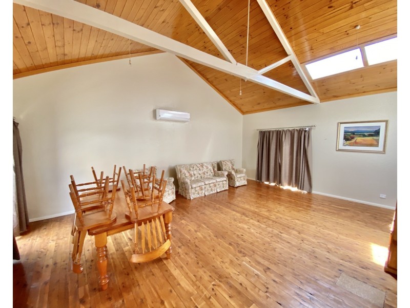 3/92 LACHLAN STREET, Hay NSW 2711