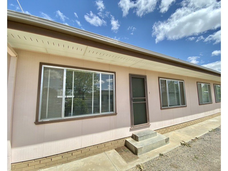 2/227 EDWARD STREET, Hay NSW 2711