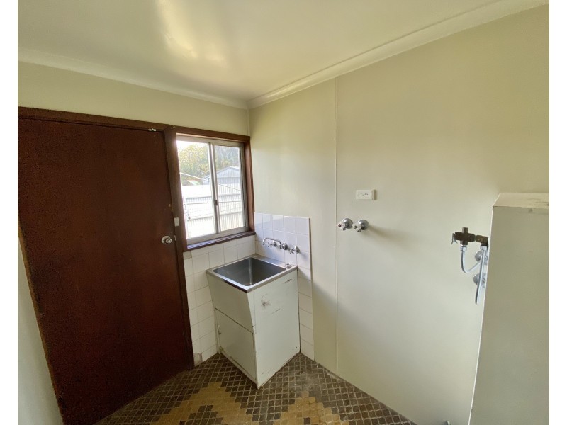 2/227 EDWARD STREET, Hay NSW 2711