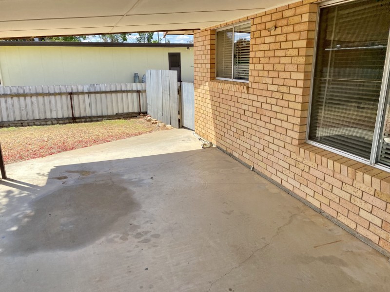 1/225 MAIDEN LANE, Hay NSW 2711