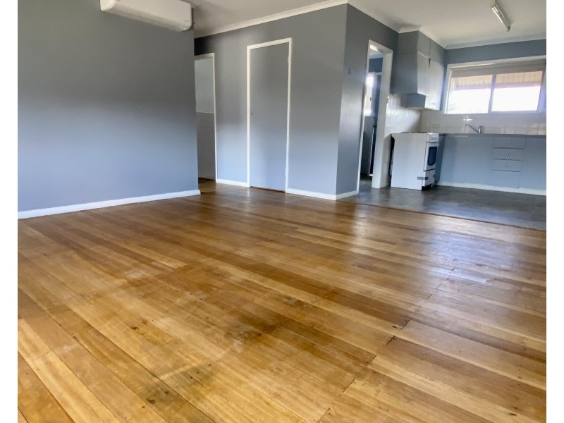 2/449 Cadell Street, Hay NSW 2711