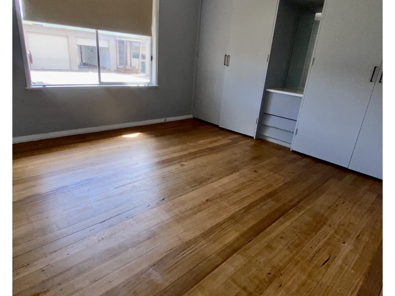 2/449 Cadell Street, Hay NSW 2711