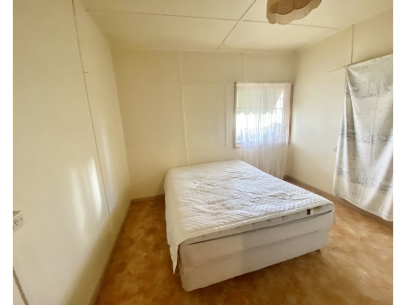 520 Cadell Street, Hay NSW 2711