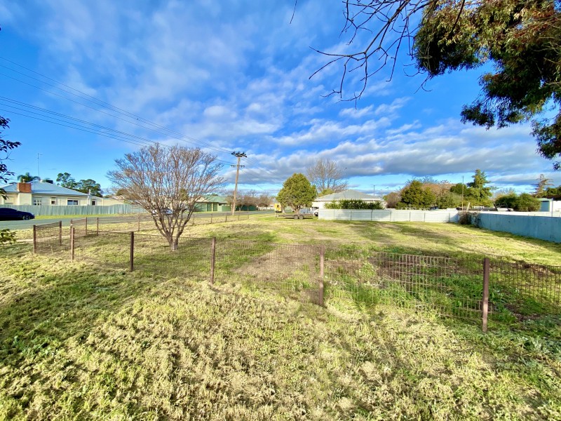 264 Henry Street, Deniliquin NSW 2710