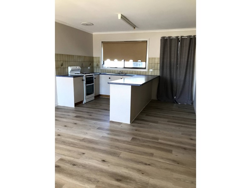 1/345 Moama, Hay South NSW 2711