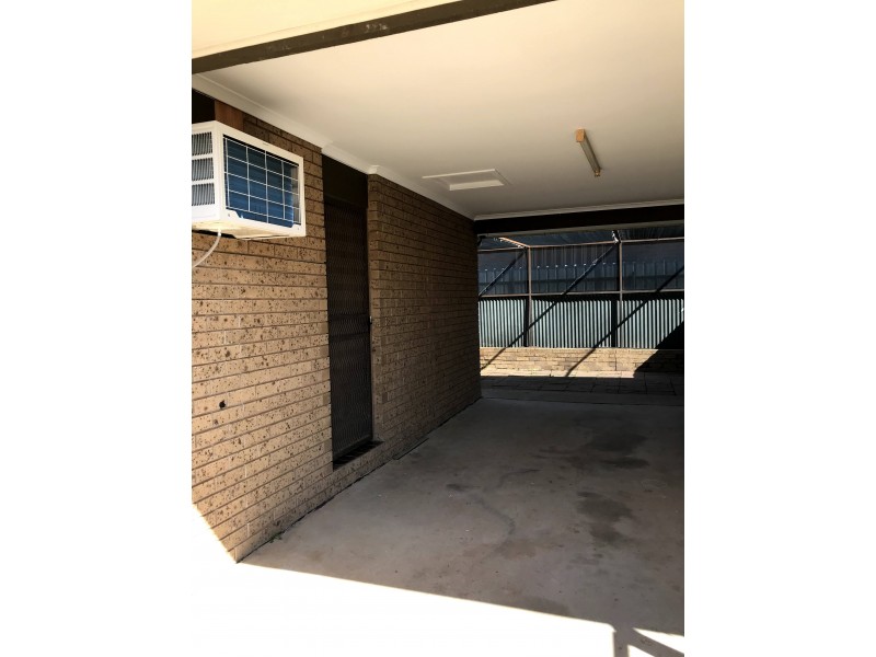 1/345 Moama, Hay South NSW 2711