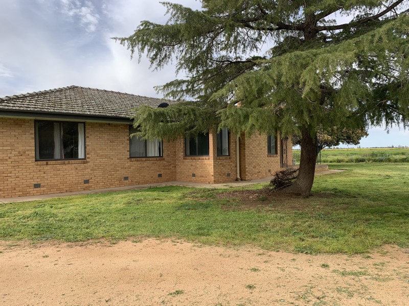 Currawarra, Mayrung Rd, Deniliquin NSW 2710