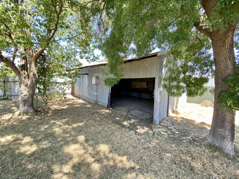 252 Finley Road, Deniliquin NSW 2710