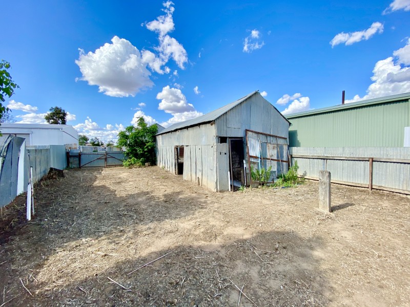 443 Church Street, Hay NSW 2711