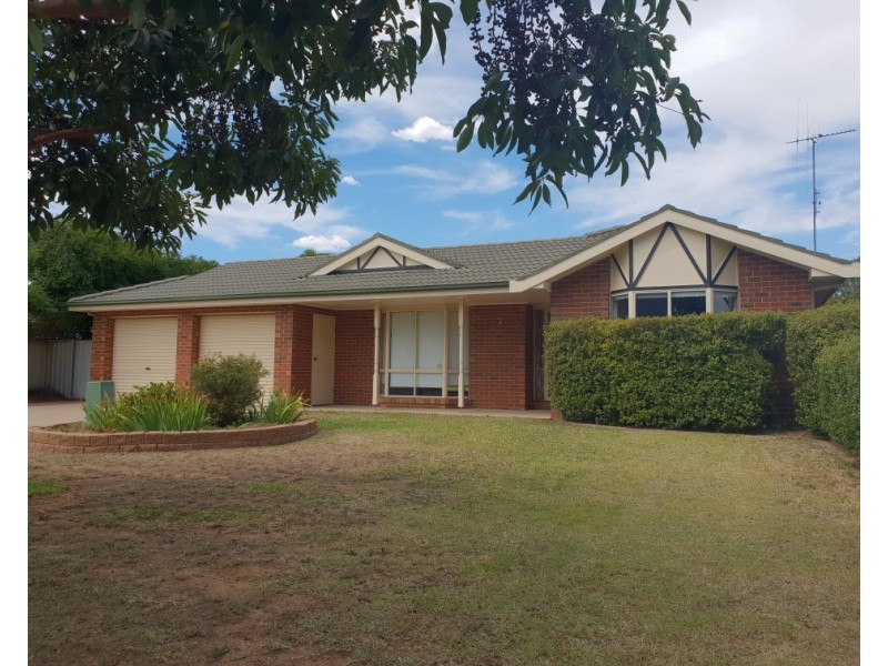 7 ANNIE COURT, Moama NSW 2731